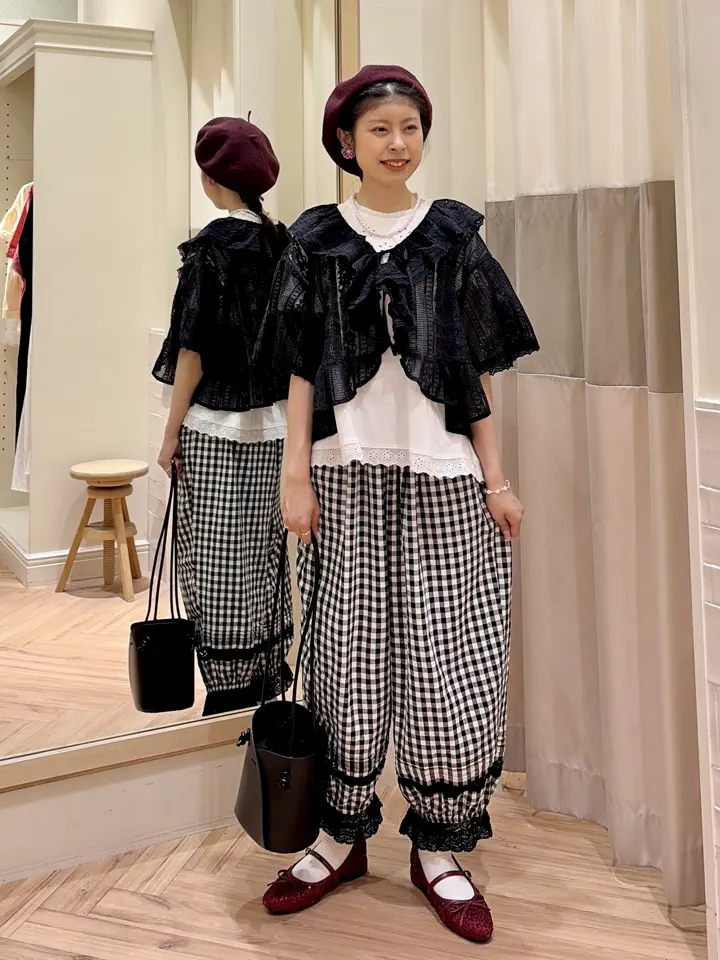 セール】 カットワーク刺繍レースカットソー（オフホワイト/ブラック