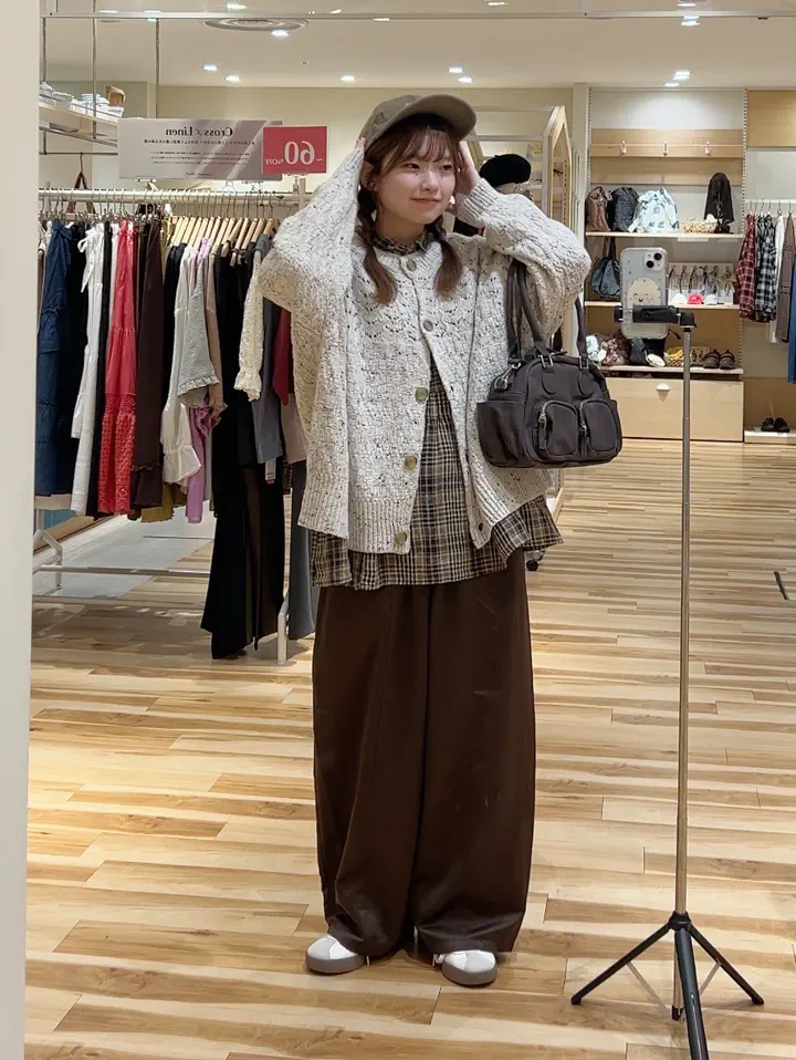セール】 サテンカーブパンツ（チャコールグレー/ベージュ/ブラウン