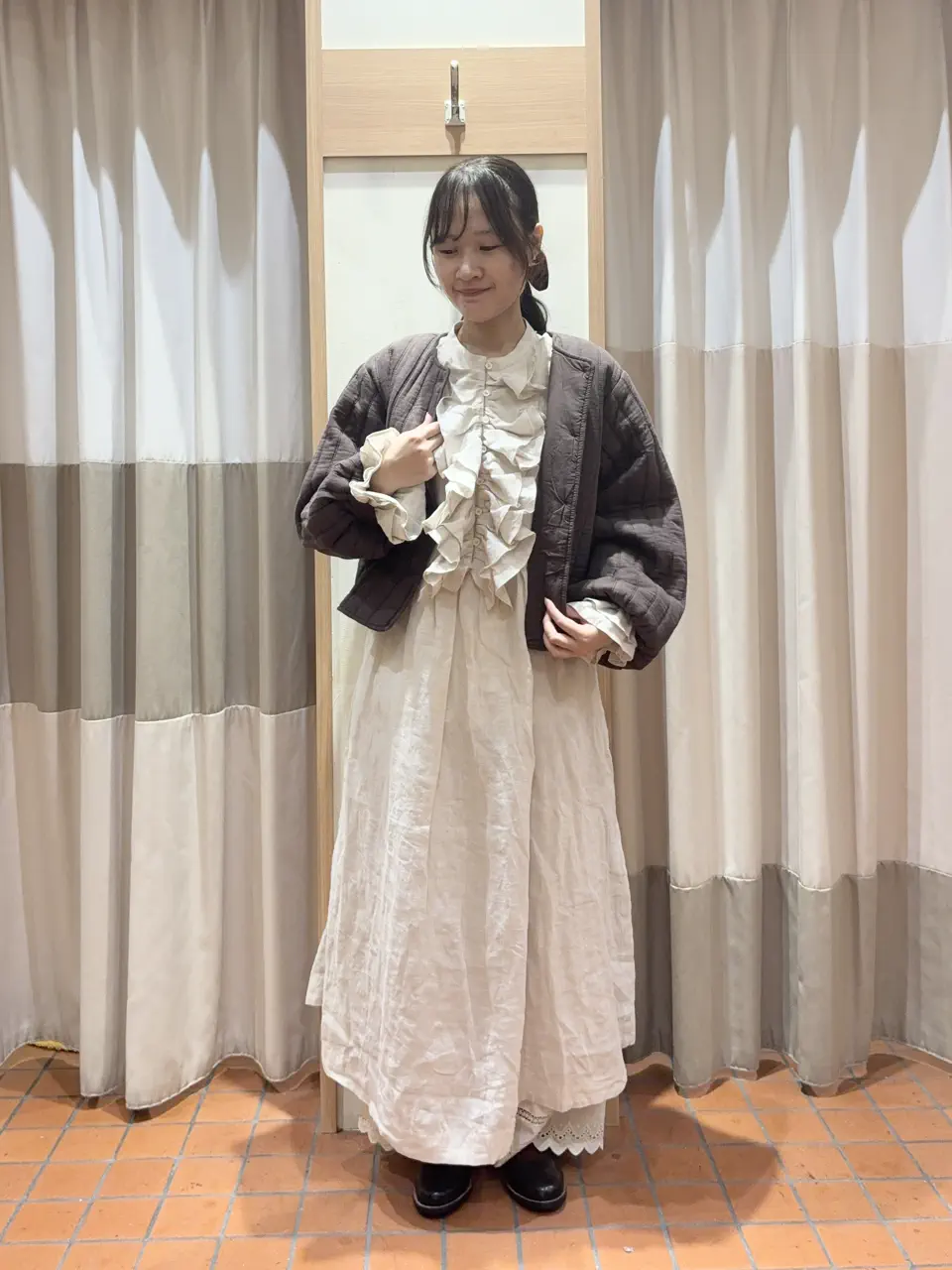 ecru×brown collection】リネンフリルワンピース【WEB限定 Sサイズ