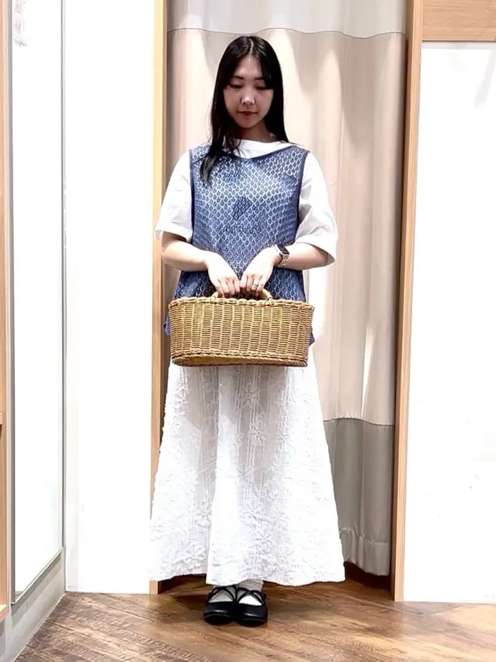 セール】 花柄テープ刺繍フレアスカート（オフホワイト/ブラック