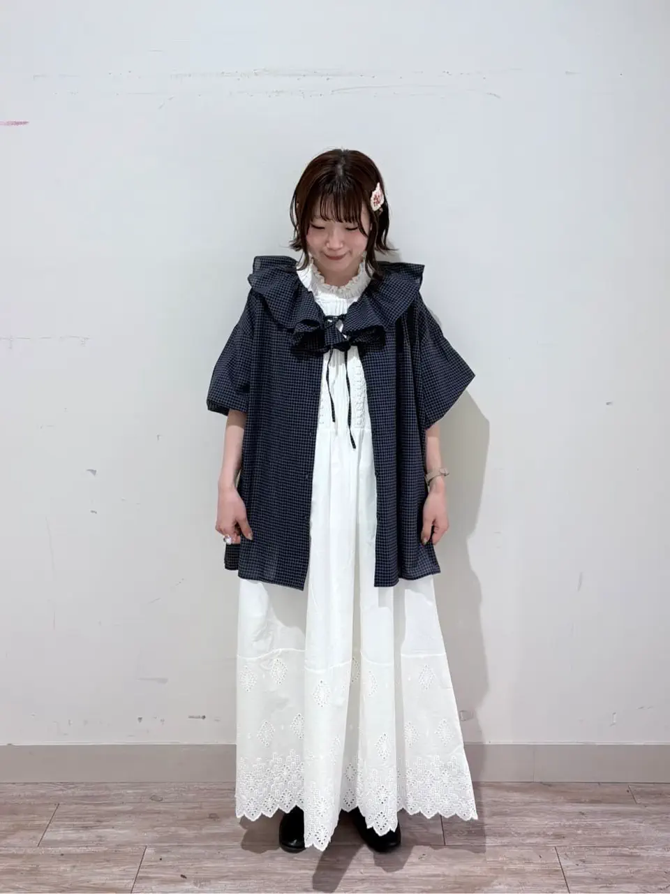 新品未使用タグ付きリネンスカラップレースペプラムワンピース　クロ 5/1/2026のタジマ【154cm】の投稿