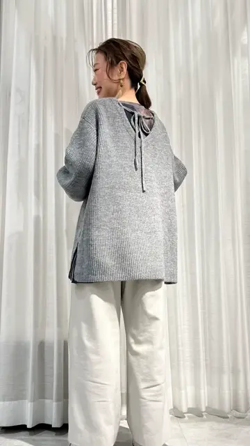 エアリーヤーンバックオープンニット