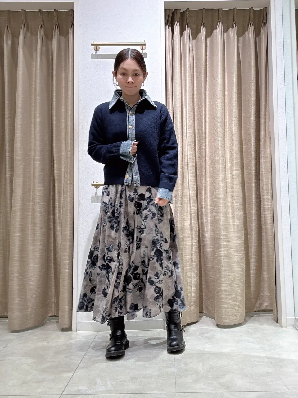 花柄フレアパンツ