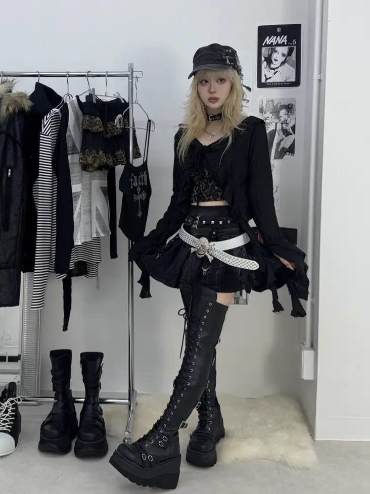 TRIPP nyc】PEACE PLEATED SKIRT[IO8188] / 【トリップ エヌワイシー