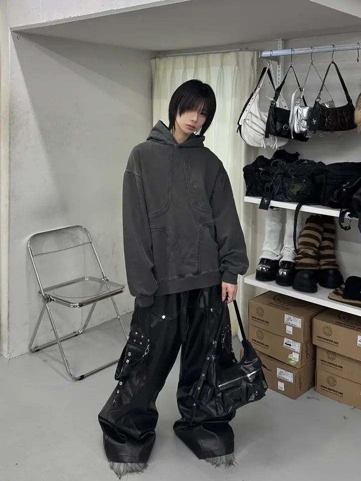 【⠀くう 】 haveyoudiedbefore?】Bondage, Leather Oversized Pants – PRESSING