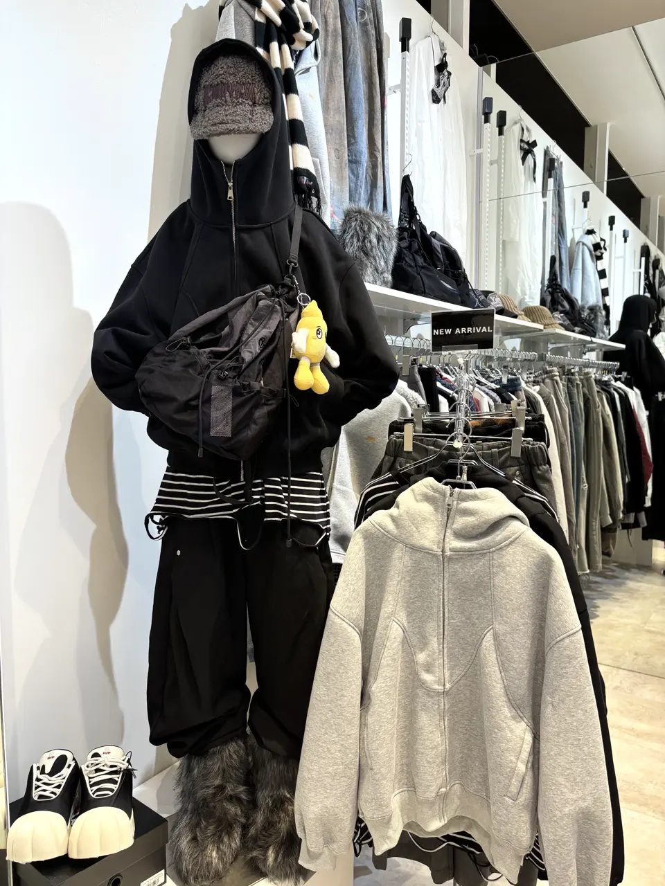 国際配送【Nerd out XU】high neck heavy hoodie / 【ナードアウト