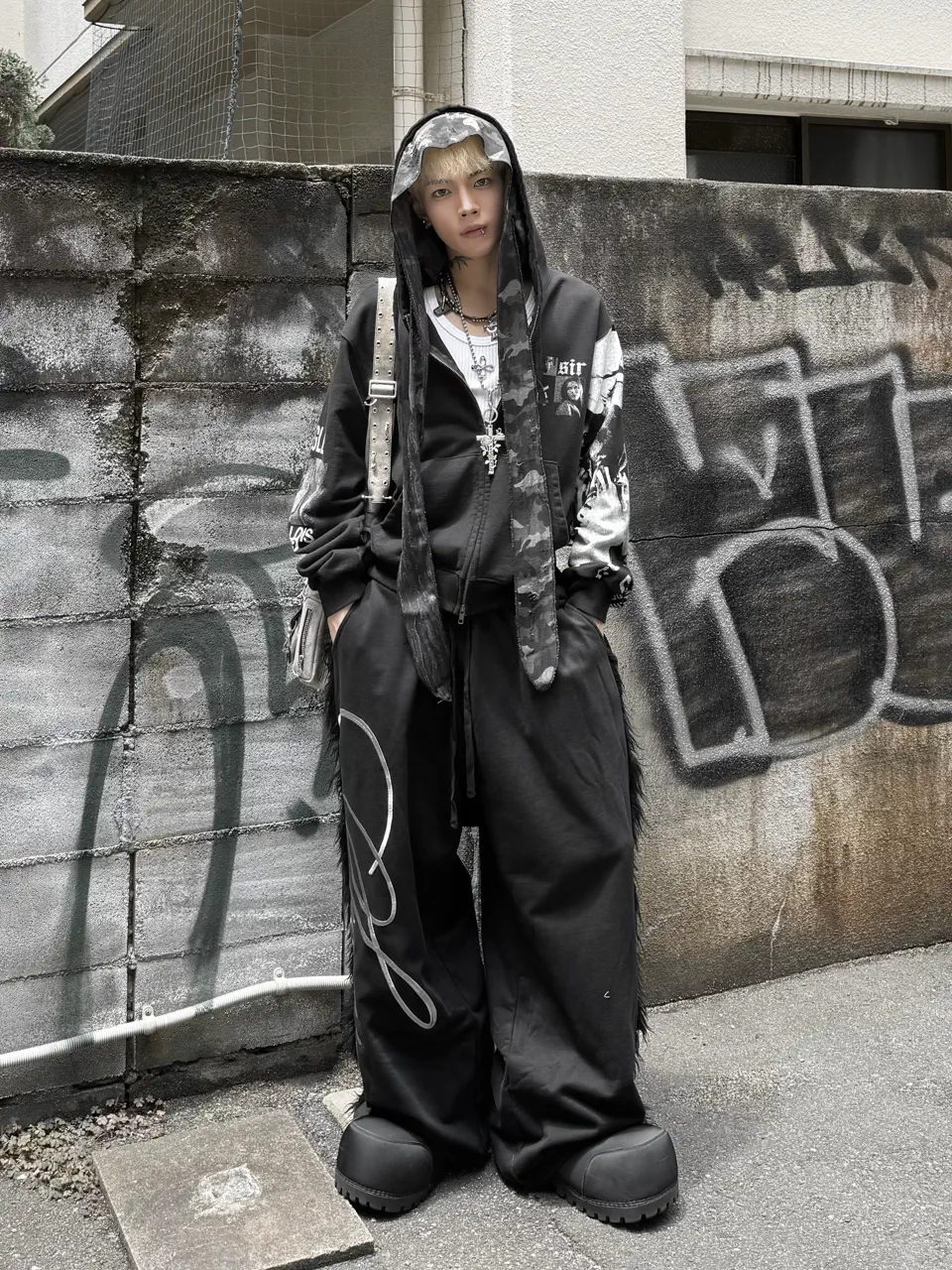 SUNDAY OFF CLUB】Object Of Desire Zip up Hoodie – PRESSING WEB SHOP