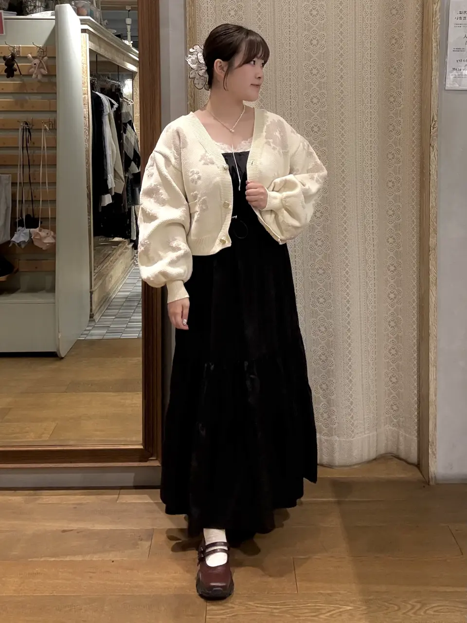 美品未使用⭐︎染め&amp;刺繍てんこもり！カーデ SET2点フラワージャガードカーデ+ビスチェ/earth music&ecology