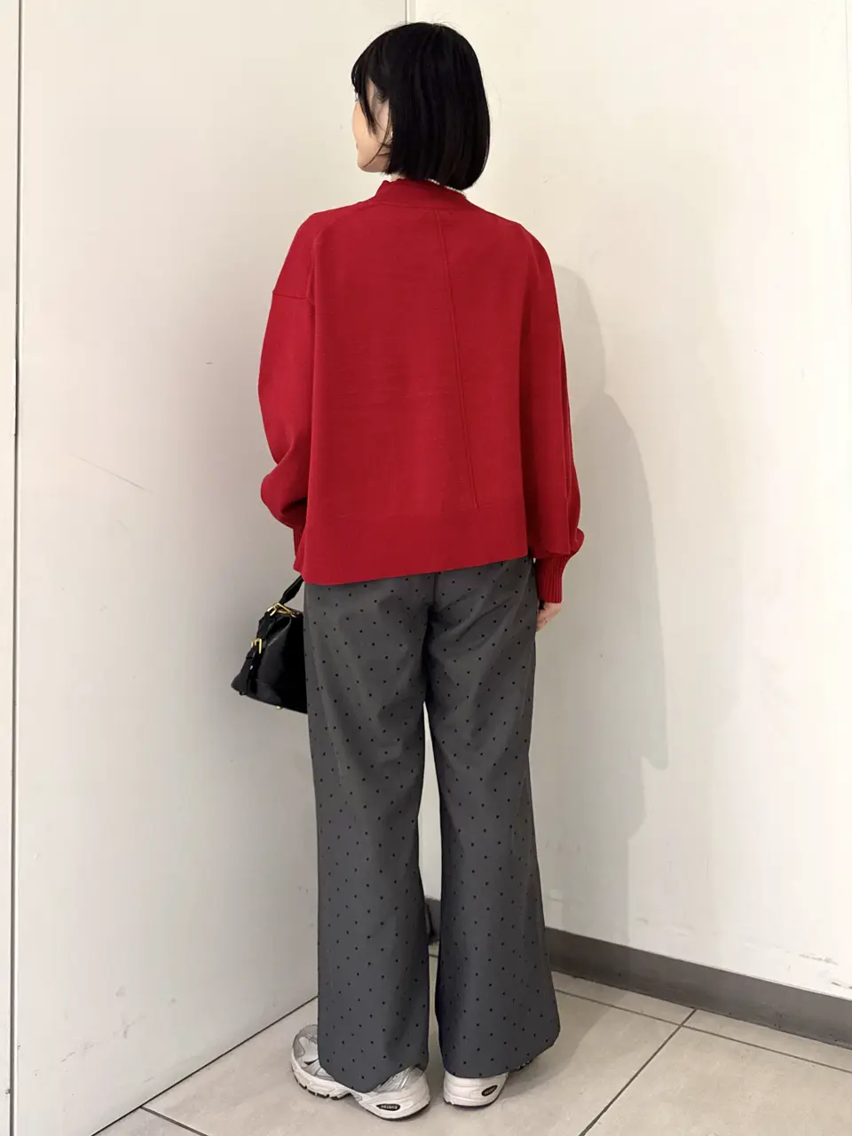 508.ファッション　椿　イヤーマフ（レッド） ビビッドカラーで彩るPeak Performanceのアウトドアスタイル