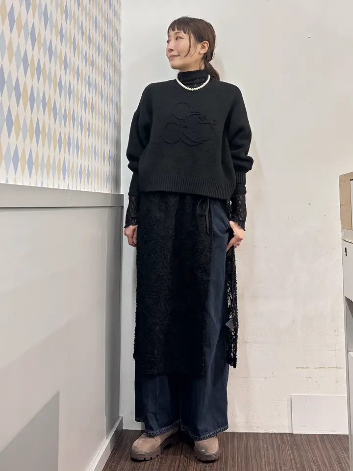 Disney/ミッキーコード刺繍ニットプルオーバー/earth music&ecology