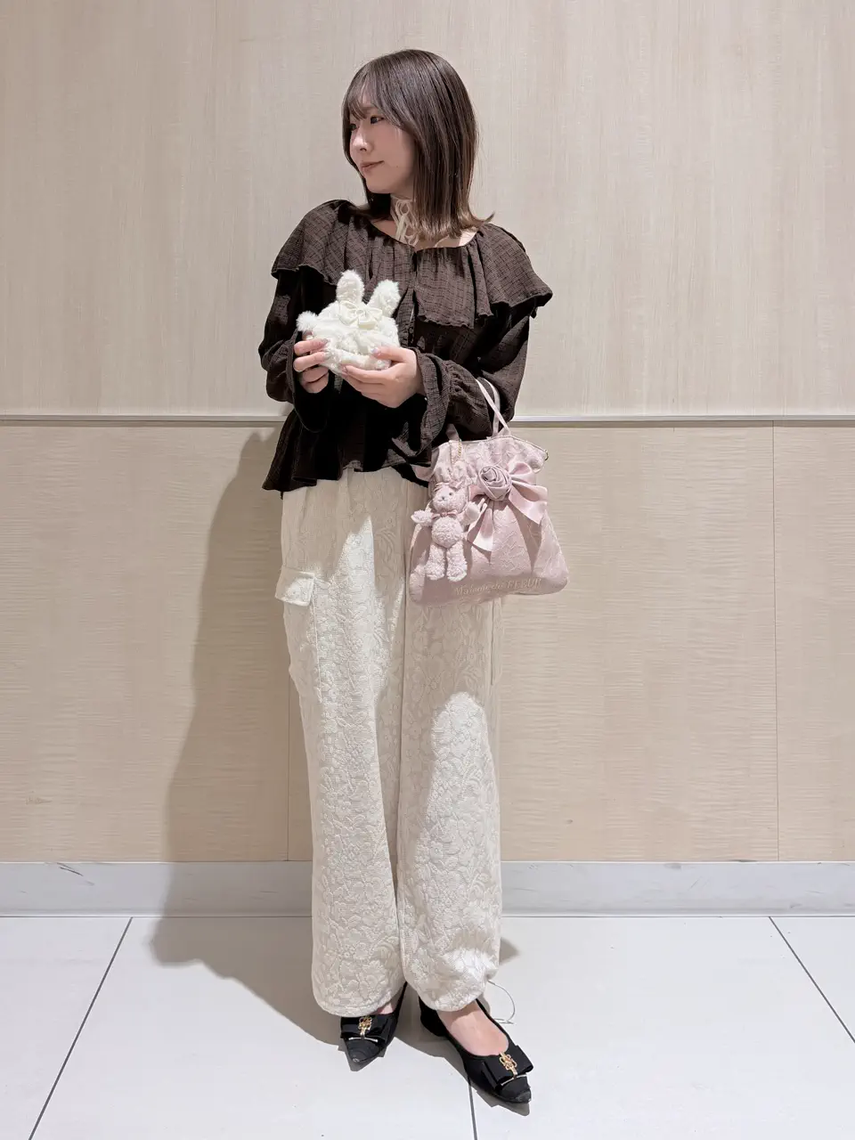 ラビットフェイクファーポーチ/Maison de FLEUR（メゾン ド フルール