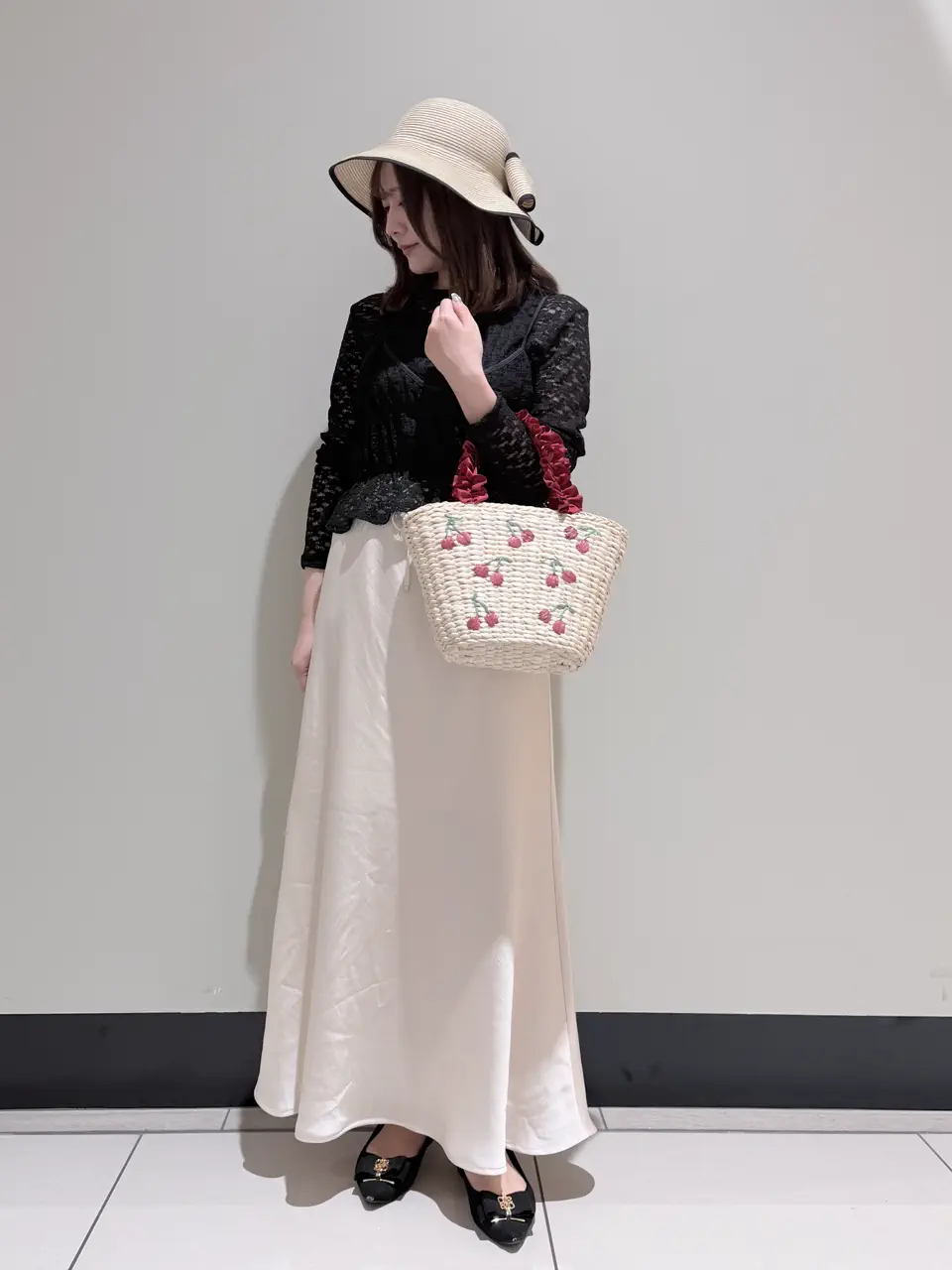 チェリー刺繍メイズカゴバッグ/Maison de FLEUR（メゾン ド フルール