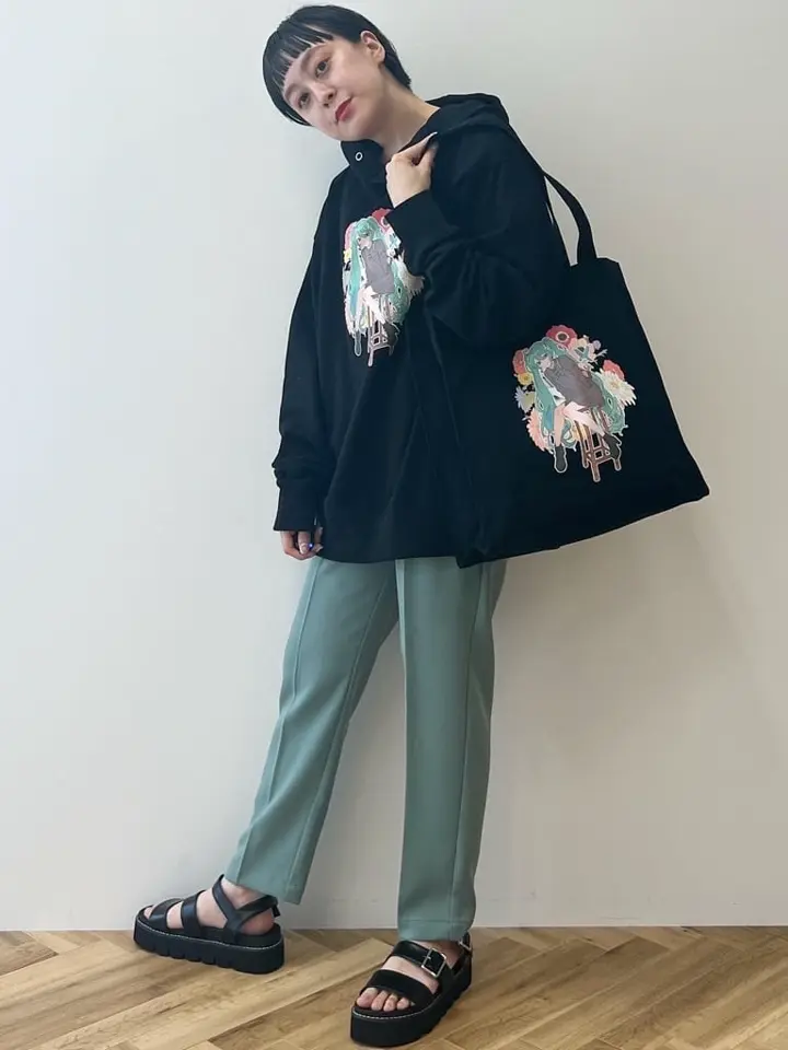 【新品未使用】　EUIC NAIC 2025 パーカー　スウェット　コダック EUIC限定のアパレルを入荷しました✨ 🌟コダック＆ウパー＆ヌオー