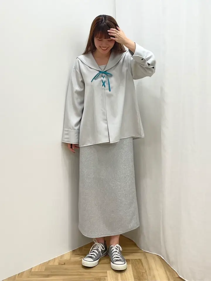 ✨新品未使用✨OHGA✨セーラーカラーブラウス✨定価2万円✨完売品♡翌日発送♡ w closet（ダブルクローゼット）の「シアーセーラーカラーブラウス