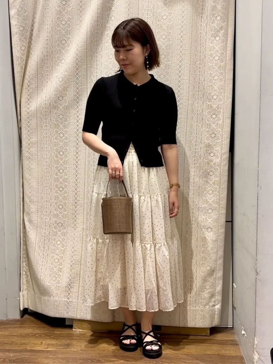 フロッキードットシアーティアードスカート/earth music&ecology