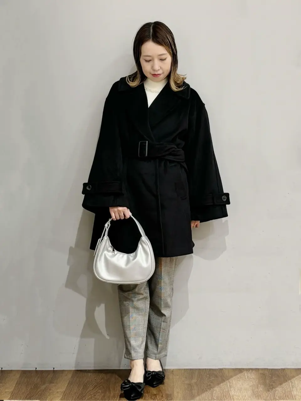 パール&ビジューハイネックプルオーバー/earth music&ecology（アース