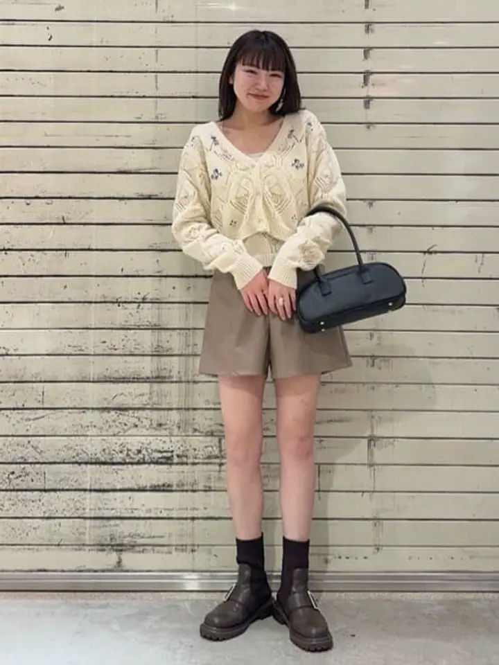 シンセティックレザーショートパンツ/earth music&ecology（アース