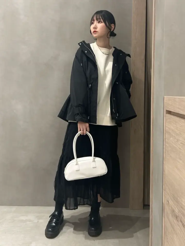 エンブロイダリーチュールティアードスカート/earth music&ecology