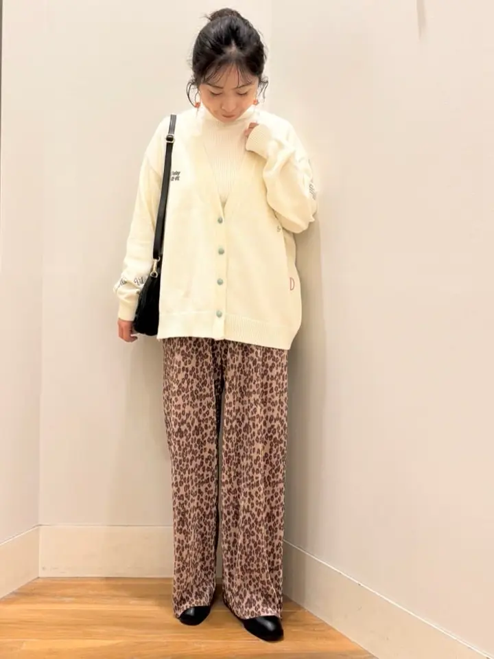 Villains クルエラ/ニットカーディガン/earth music&ecology（アース