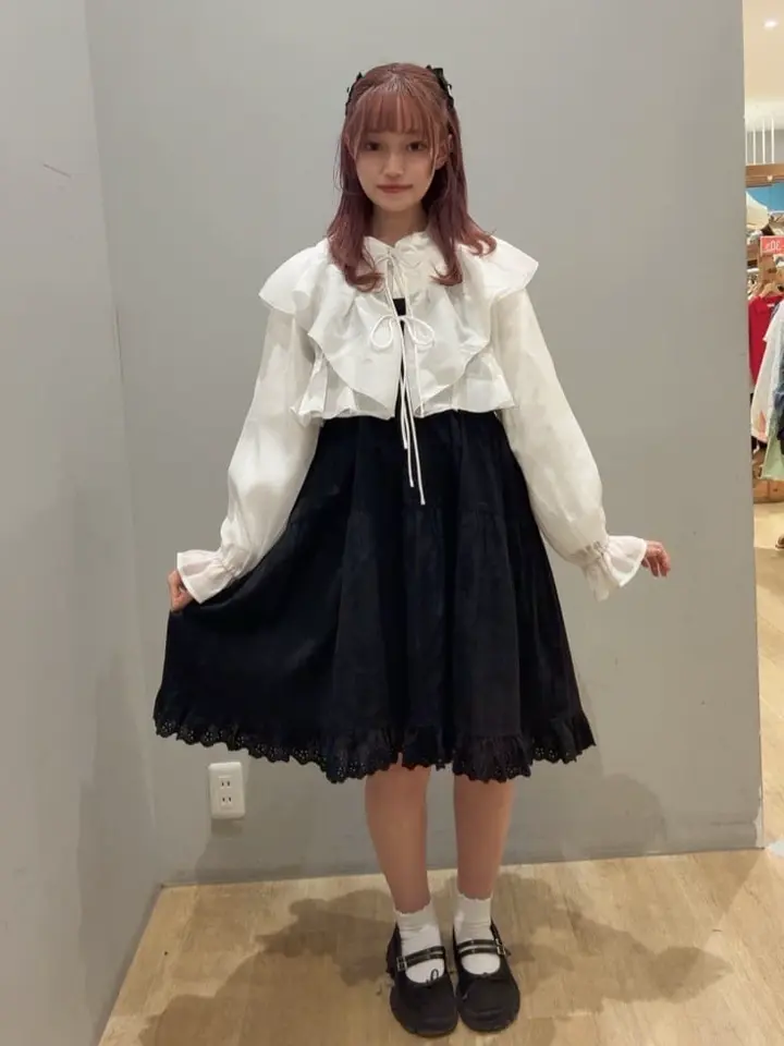 ✨新品未使用✨OHGA✨セーラーカラーブラウス✨定価2万円✨完売品♡翌日発送♡ セーラーカラーブラウス/earth music&ecology（アース ミュージック