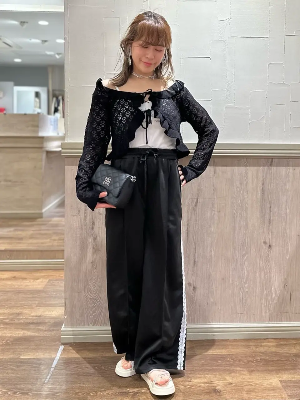 透かし編みフロントリボンフリルカーディガン/earth music&ecology