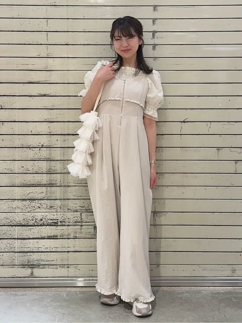 ミニフリルフロントジップロンパース/earth music&ecology（アース