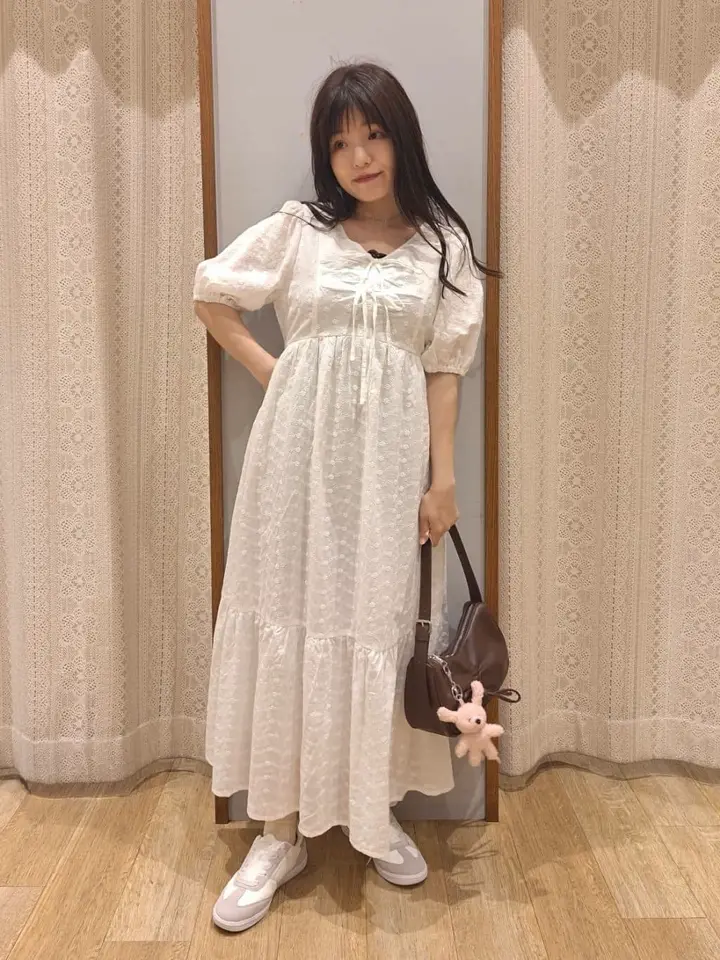 花柄刺繍フレアワンピース/earth music&ecology（アース ミュージック