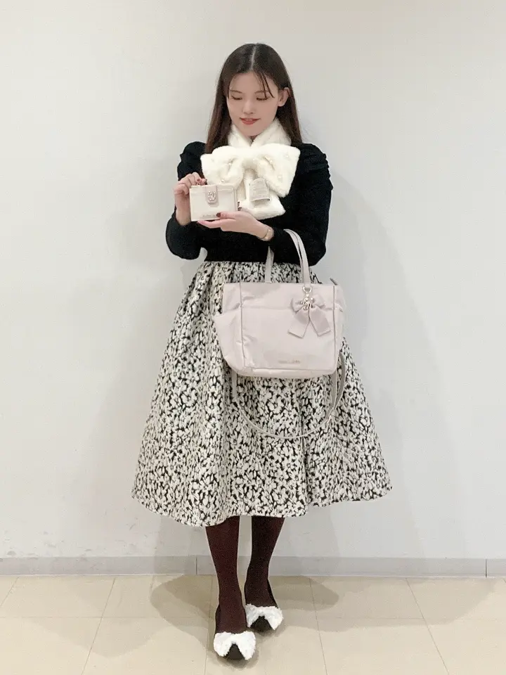 撥水加工リボンチャームマルチポケットトートS/Maison de FLEUR