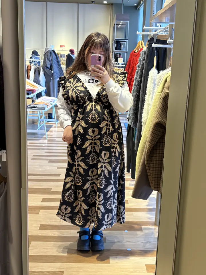 新品タグ付きアリスバーリーフラワーモチーフカットソー Aylesbury - 新品タグ付きアリスバーリーフラワーモチーフカットソーの