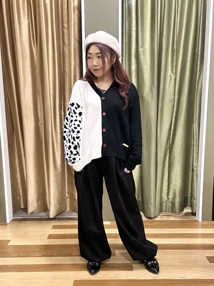 希少・美品■FINAL  アシンメトリー デザインカーディガン ブラック VILLAINS/アシンメトリーニットカーディガン/Green Parks（グリーン