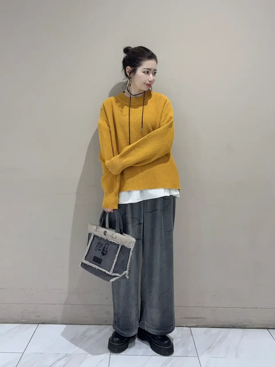 □STRANGER THINGS×MINNETONKA フェイクスウェードボアバッグ/Green