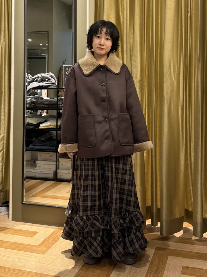 お値下げ！【2.3回短時間のみ着用】ダズリン  フェイクムートンコート パープル dazzlin - お値下げ！【2.3回短時間のみ着用】ダズリン フェイク