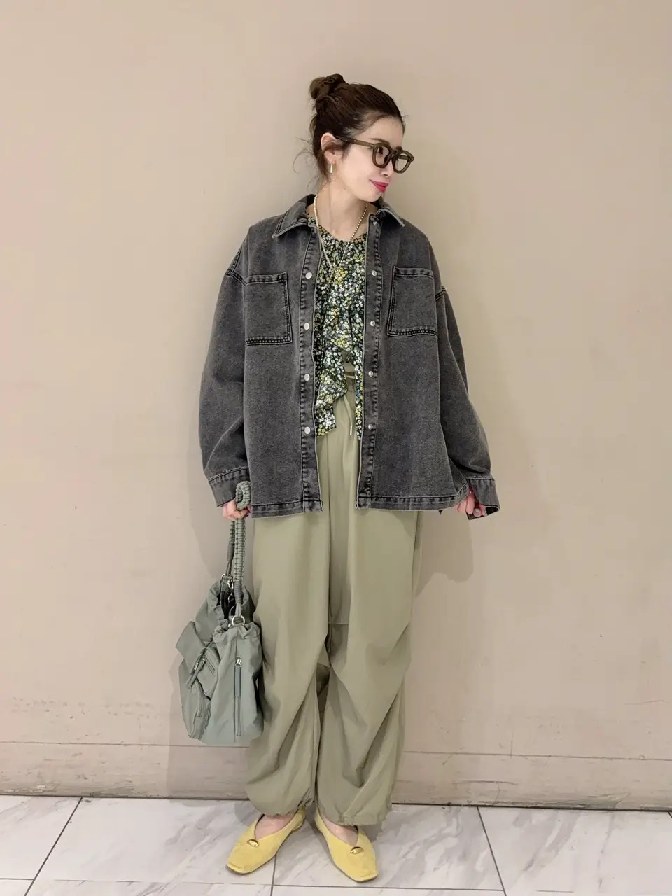 表面感サテンタックパンツ/Green Parks（グリーン パークス）のワイド
