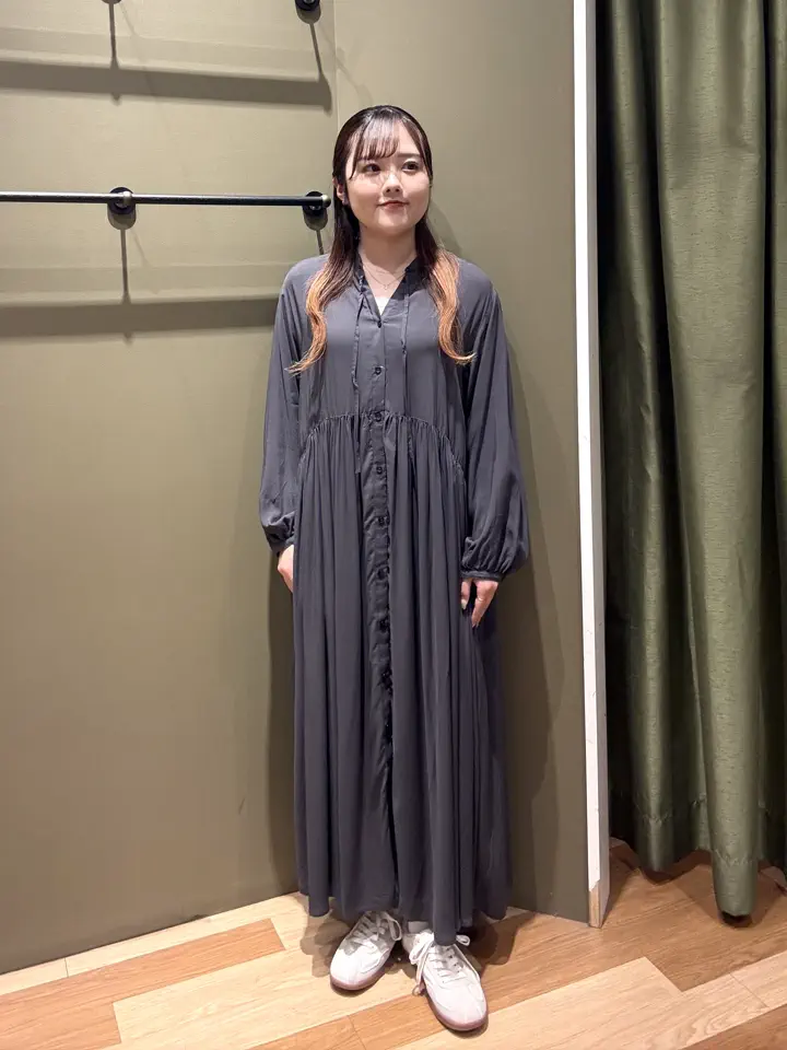 5336【美品】45R スキッパーギャザーチュニック ワンピース ダークグレー スキッパーギャザーワンピース/Green Parks（グリーン パークス）の