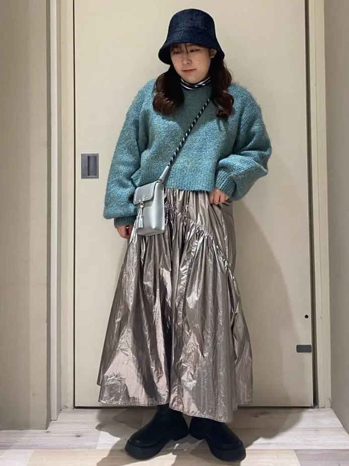 【正規品のみ販売】 ミニ ショルダーバッグ ベルベット  グリーン ミラー付き】デザインバックルミニショルダーバッグ（ショルダーバッグ