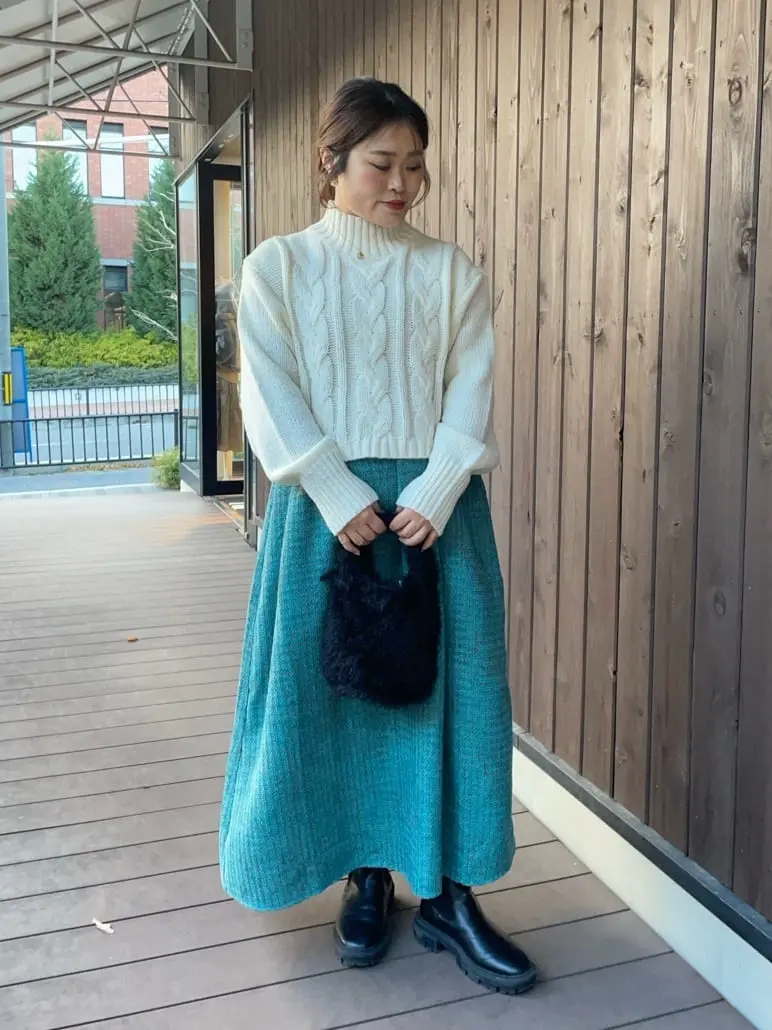 ショート丈ケーブルニットプルオーバー/Green Parks（グリーン