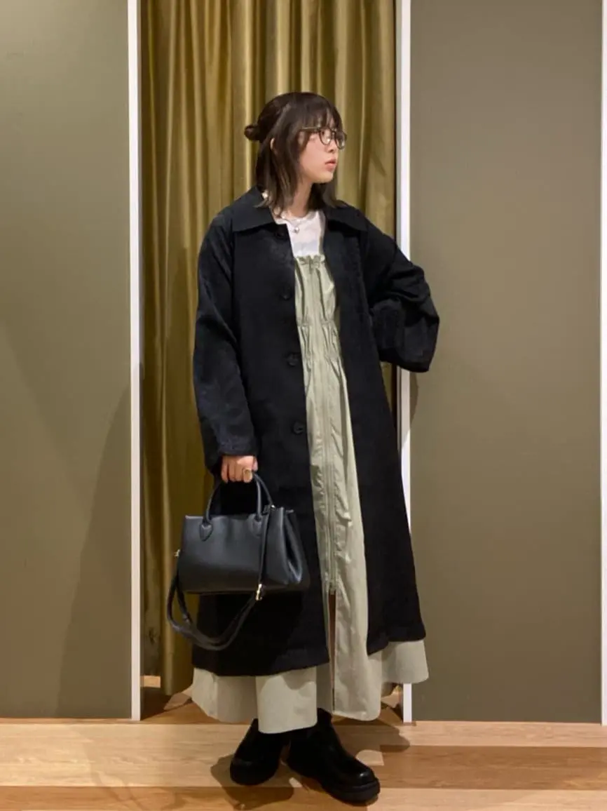 【nouer】ショート ブーツ&【Vin】グリーン ワイドパンツ LENA ストレッチ厚底ショートブーツ/Green Parks（グリーン パークス