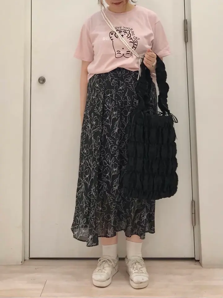 新品★PAOLA FRANI フェミニンなグリーンのギャザーフレアスカート ♪♪ セール】 フェイクレザー切り替えフレアスカート （ロング・マキシ丈