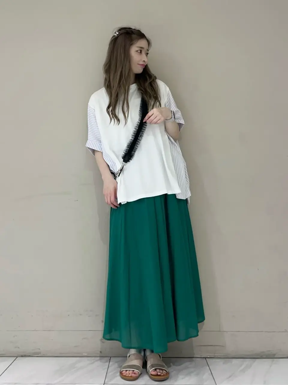 異素材脇切り替えドッキングプルオーバー/Green Parks（グリーン