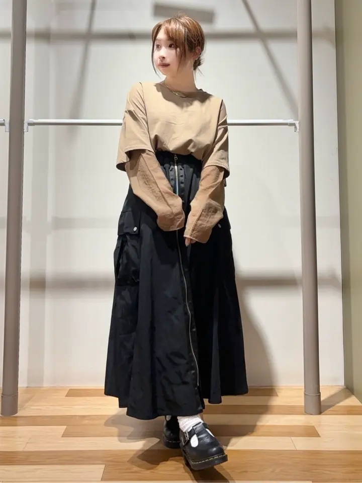 新品❤️CPG スリット入りグリーンスカート PUNYUS（プニュズ）の「スリットロングスカート（スカート）」 - WEAR