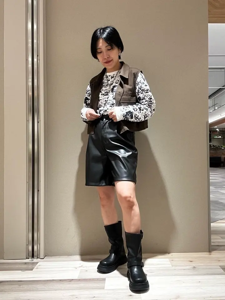 □FELIX 総柄pt ロンTEE/Green Parks（グリーン パークス）のTシャツ