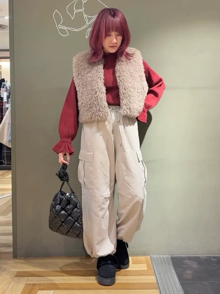 ELENCARE DUE シープファーショートベスト/Green Parks（グリーン