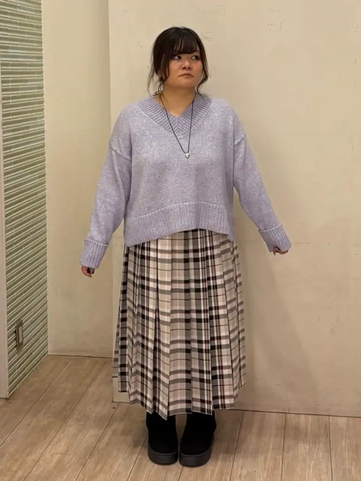 ラメVネックコンパクトニットプルオーバー/Green Parks（グリーン