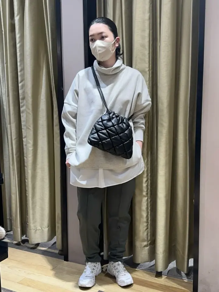 圧縮ポンチゆるタートルプルオーバー/Green Parks（グリーン パークス