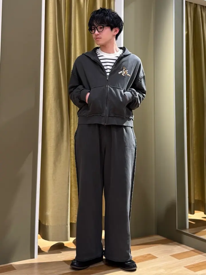 Disney/ディズニー ヴィンテージライクZIPパーカー【ユニセックス