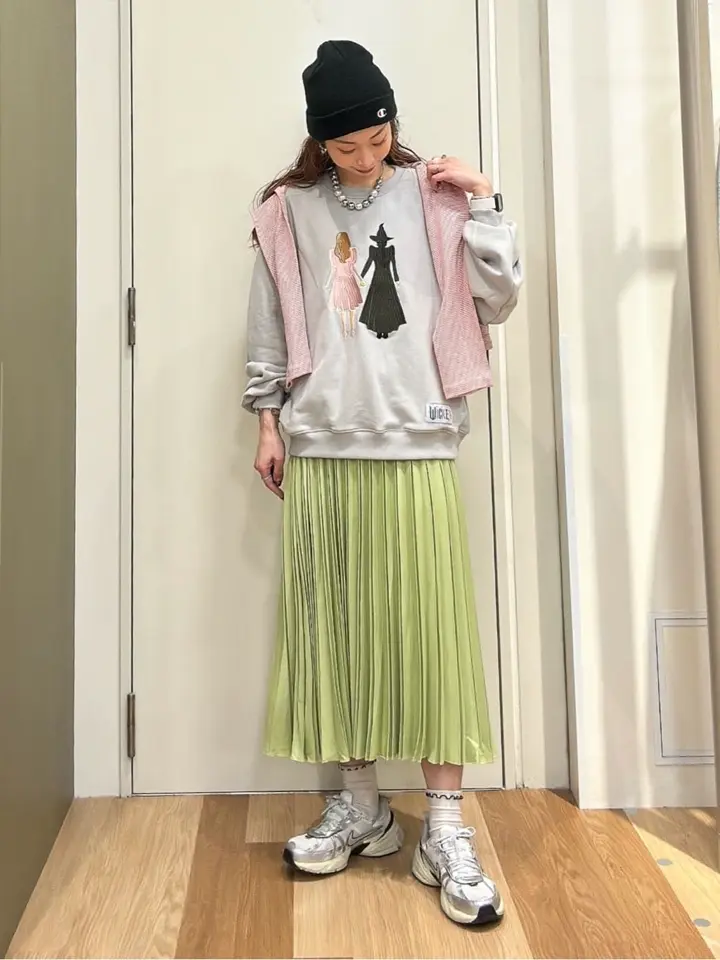 □WICKED アート刺繍スウェット/Green Parks（グリーン パークス）の