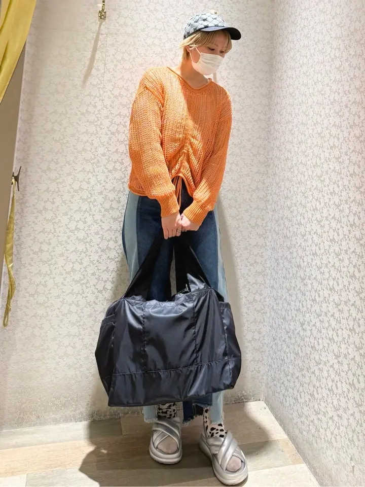 QUON シャイニービッグボストンショルダー/Green Parks（グリーン