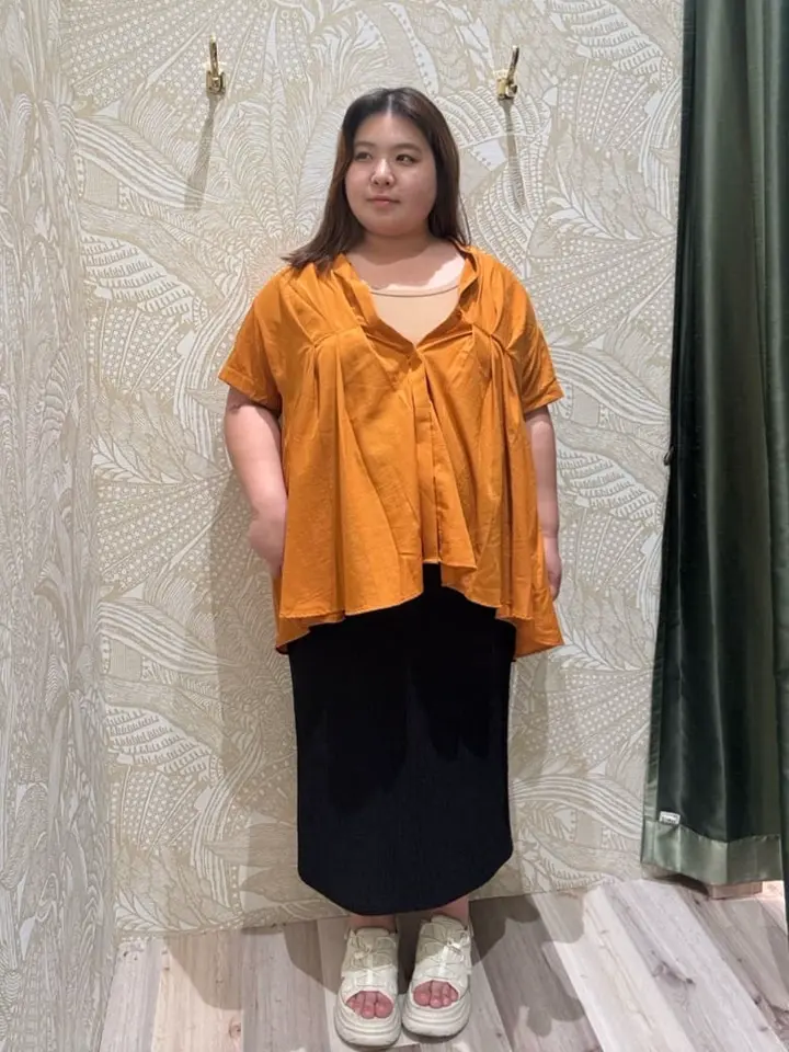 アイボリー シャーリングタイトスカート サイズ36 アイボリー シャーリングタイトスカート サイズ36