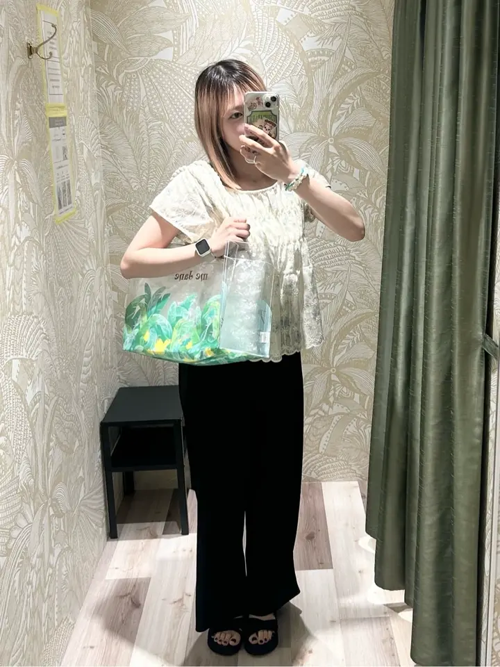 フラワープリント刺繍ブラウス/earth music&ecology（アース