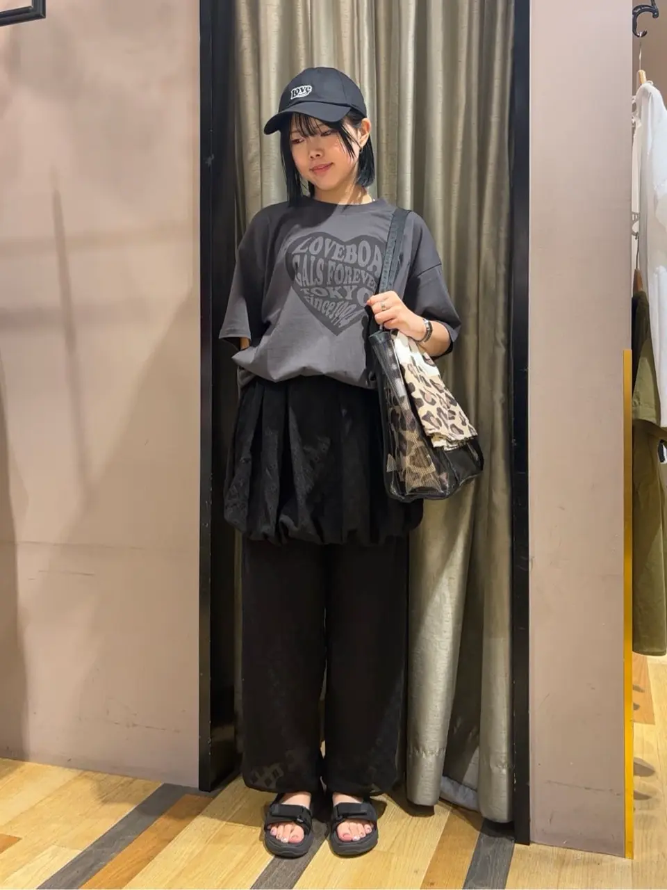 ラブブ超激レア豹柄&黒&白クロスパッチラブブ　｜⚠️お盆限定価格‼️ 究極3点セット ラブブ超激レア豹柄&黒&白クロスパッチラブブ ｜⚠️お盆限定価格